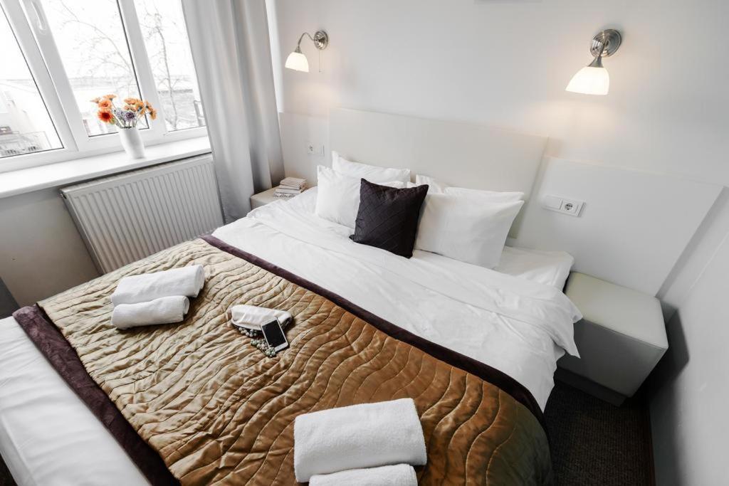 Happy Inn Kaunas Luaran gambar